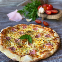 Pizza napolitana karu a la piedra