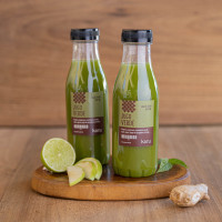 Botellita jugo verde