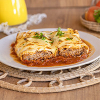 Canelones de asado a la olla con salsa madera