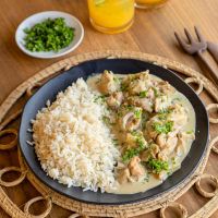 Strogonoff de pollo con arroz